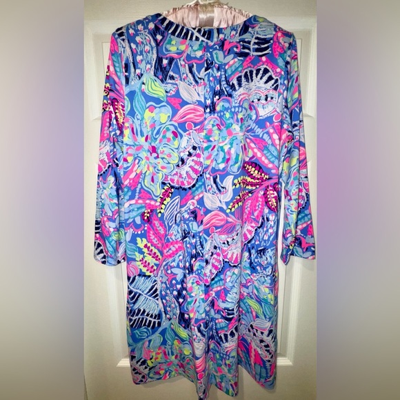 Lilly Pulitzer Amina in Fantasy Garden. Size Medium. EUC - Picture 3 of 12
